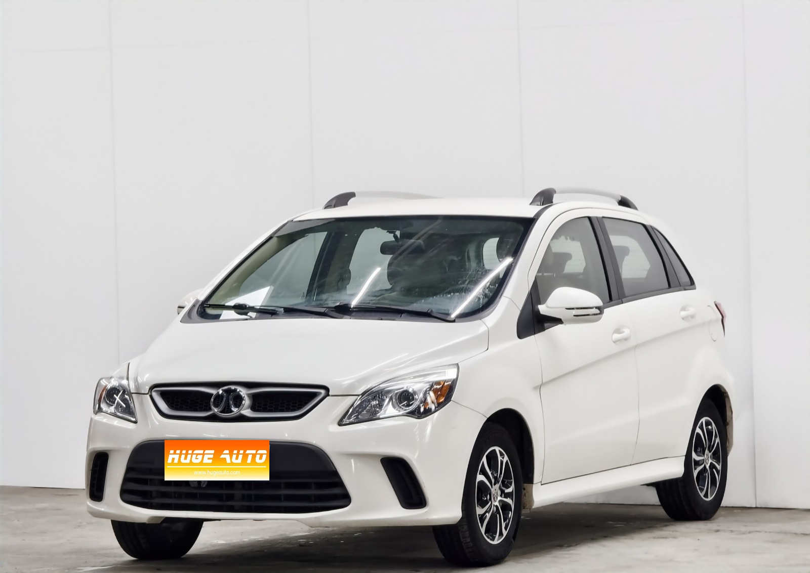 MY2015 Senova D20 Hatchback 1.5L MT Cheerful