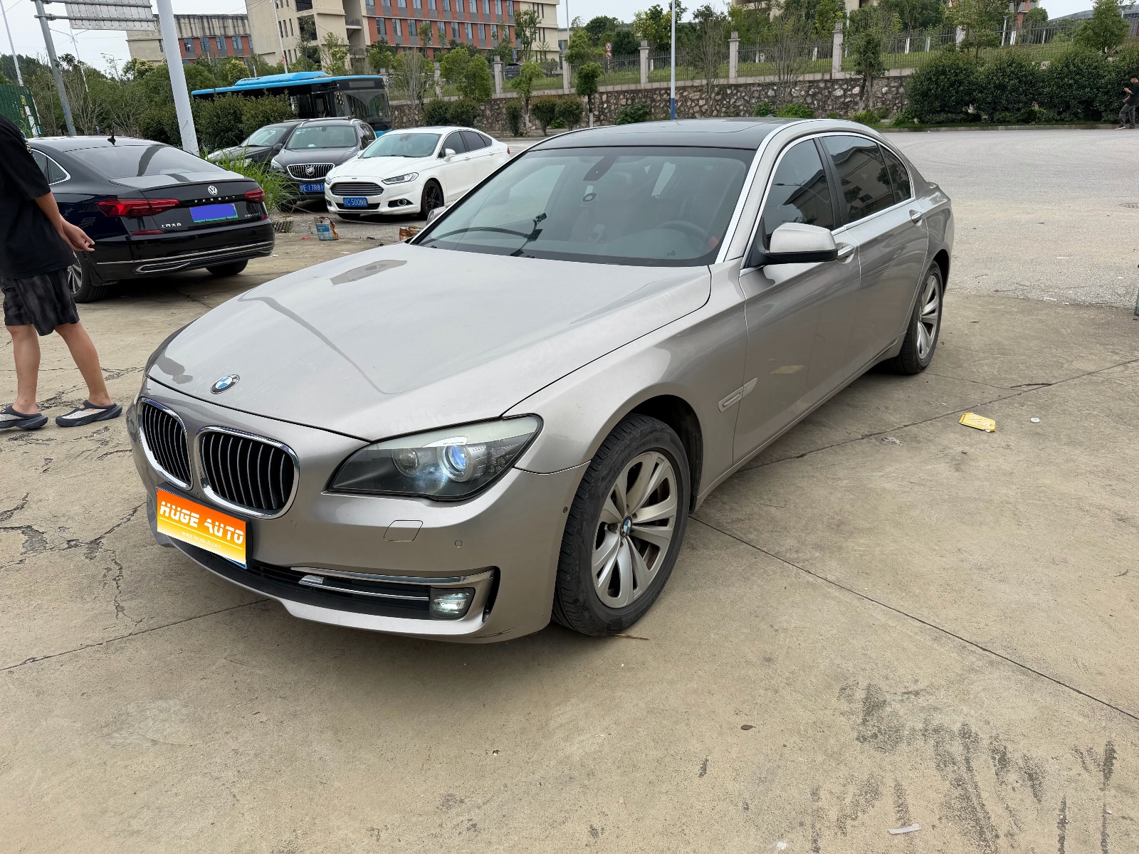 2011款 宝马7系 730Li典雅型