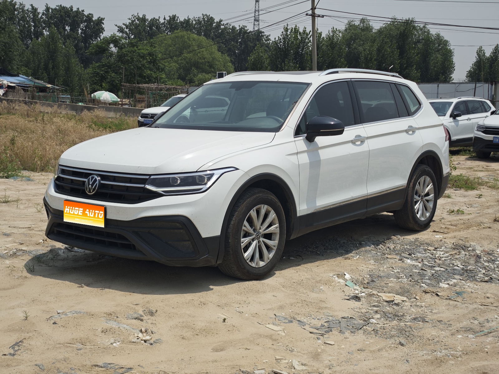 2024款 途观L 出众款 300TSI 自动两驱龙腾版