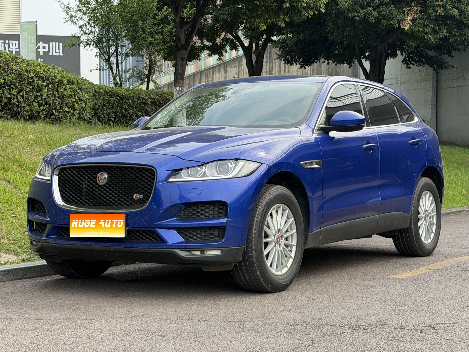 MY2019 Jaguar F-PACE 2.0T 2WD Metropolitan Exclusive Version 