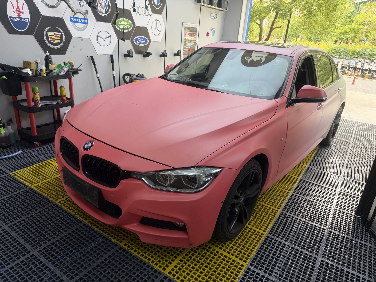 MY2018 BMW 3 Series 320Li Lead Version M Sport Kit 