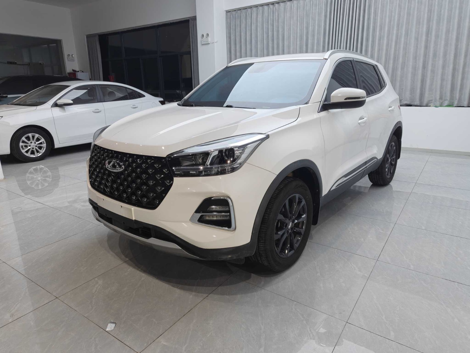 MY2023 Tiggo 5x 1.5L CVT Luxury Version