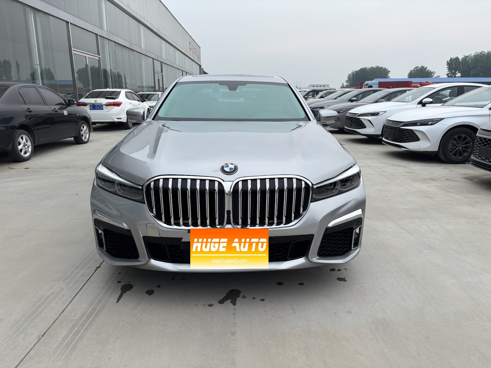 MY2016 BMW 7 Series 730Li Lead Version 