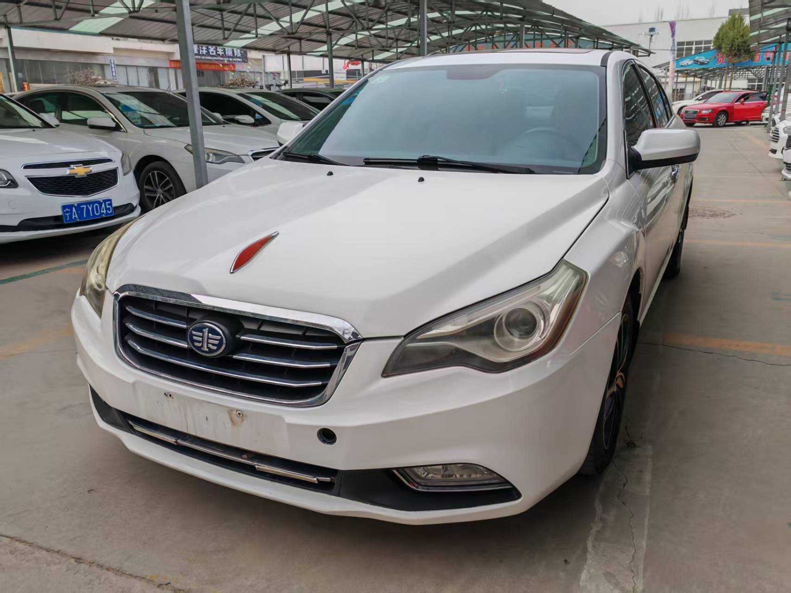 MY2013 Bestune B50 1.6L MT Luxury Version 