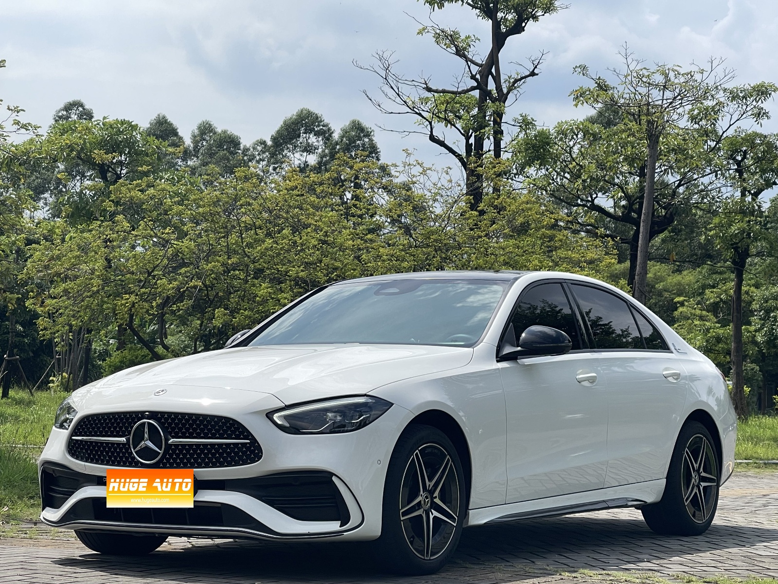MY2025 Mercedes Benz C Class Facelift C 260 L Dark Night Sport
