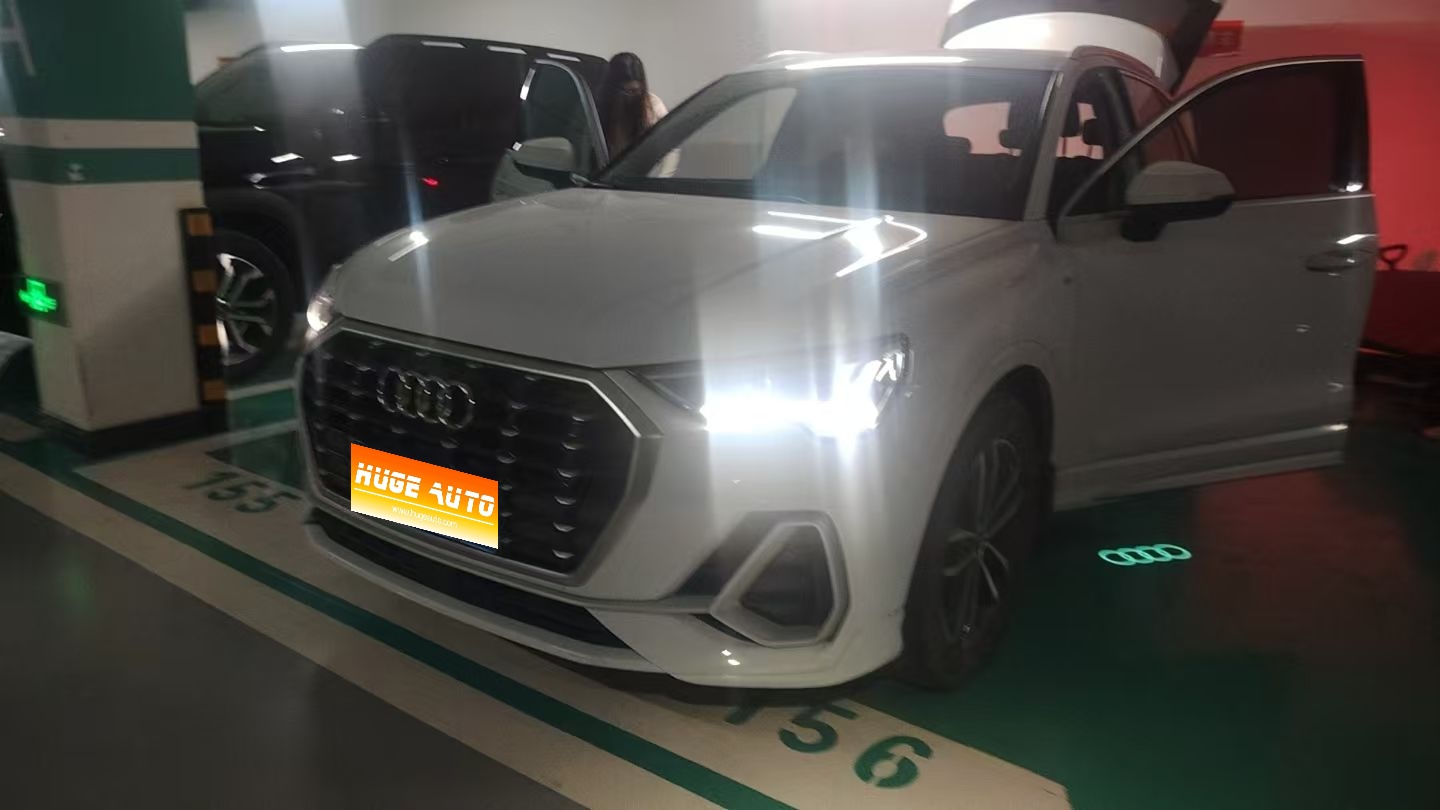 2022款 奥迪Q3 35 TFSI 进取动感型
