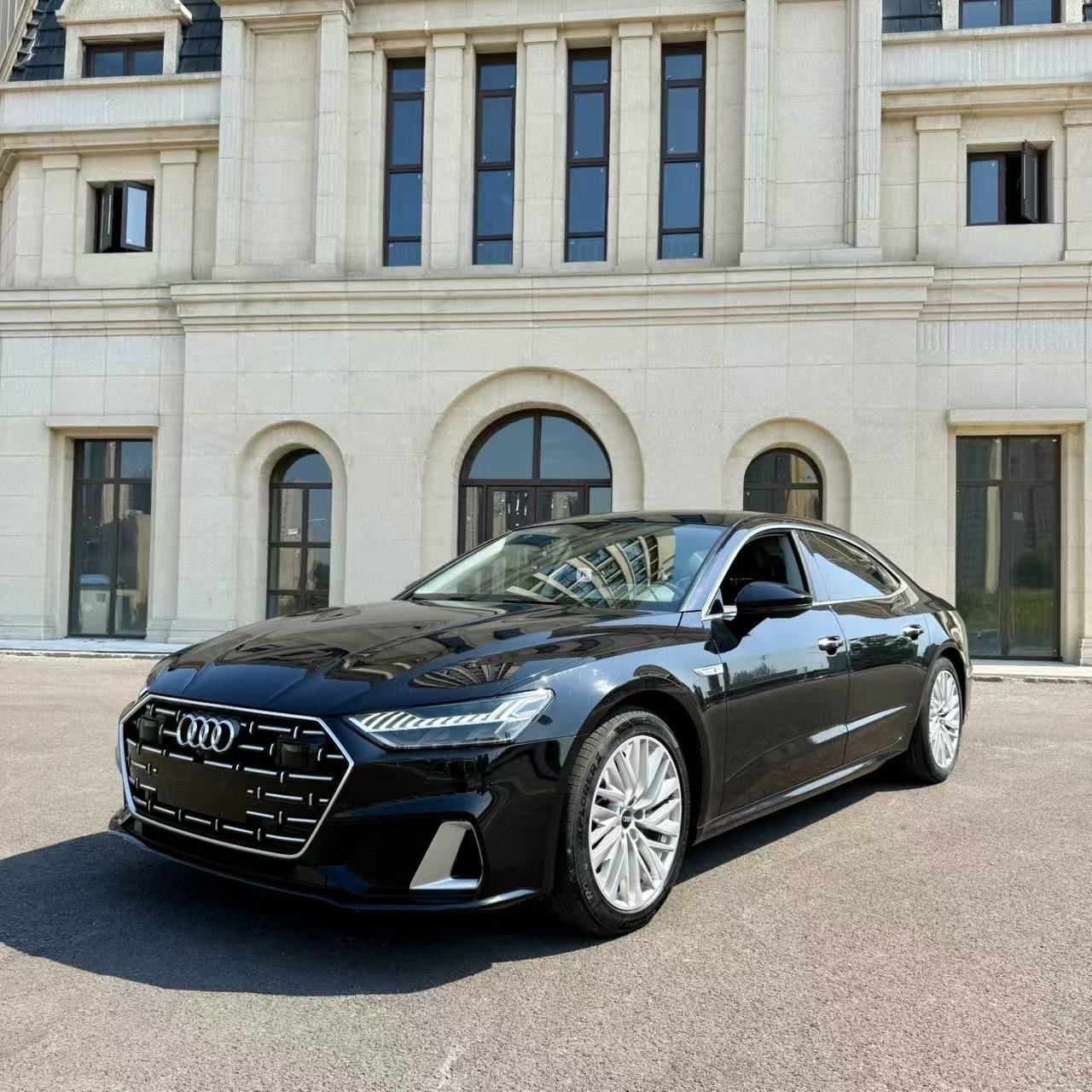 MY2024 AUDI A7L 45TFSI S-line Zhumeng Chrome Edition