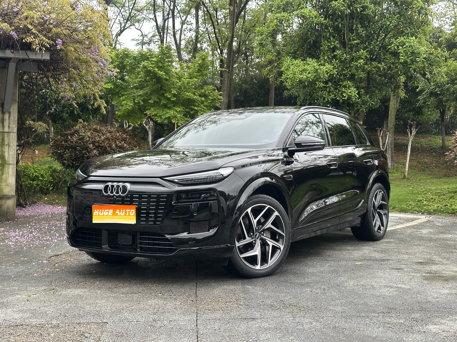 MY2026 Audi Q6L e-tron First Edition Pilot