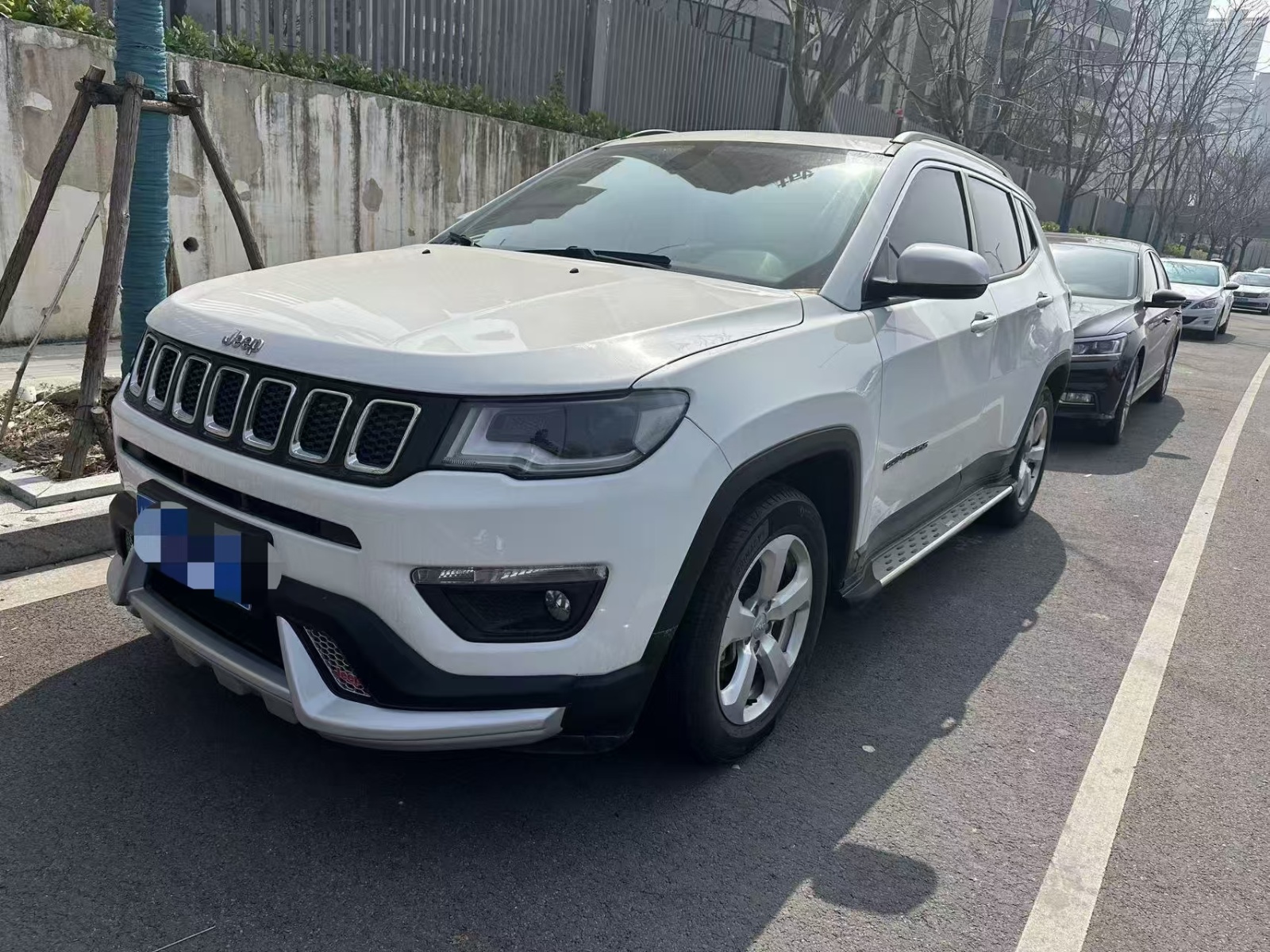 MY2017 Compass 200T AT Family Version