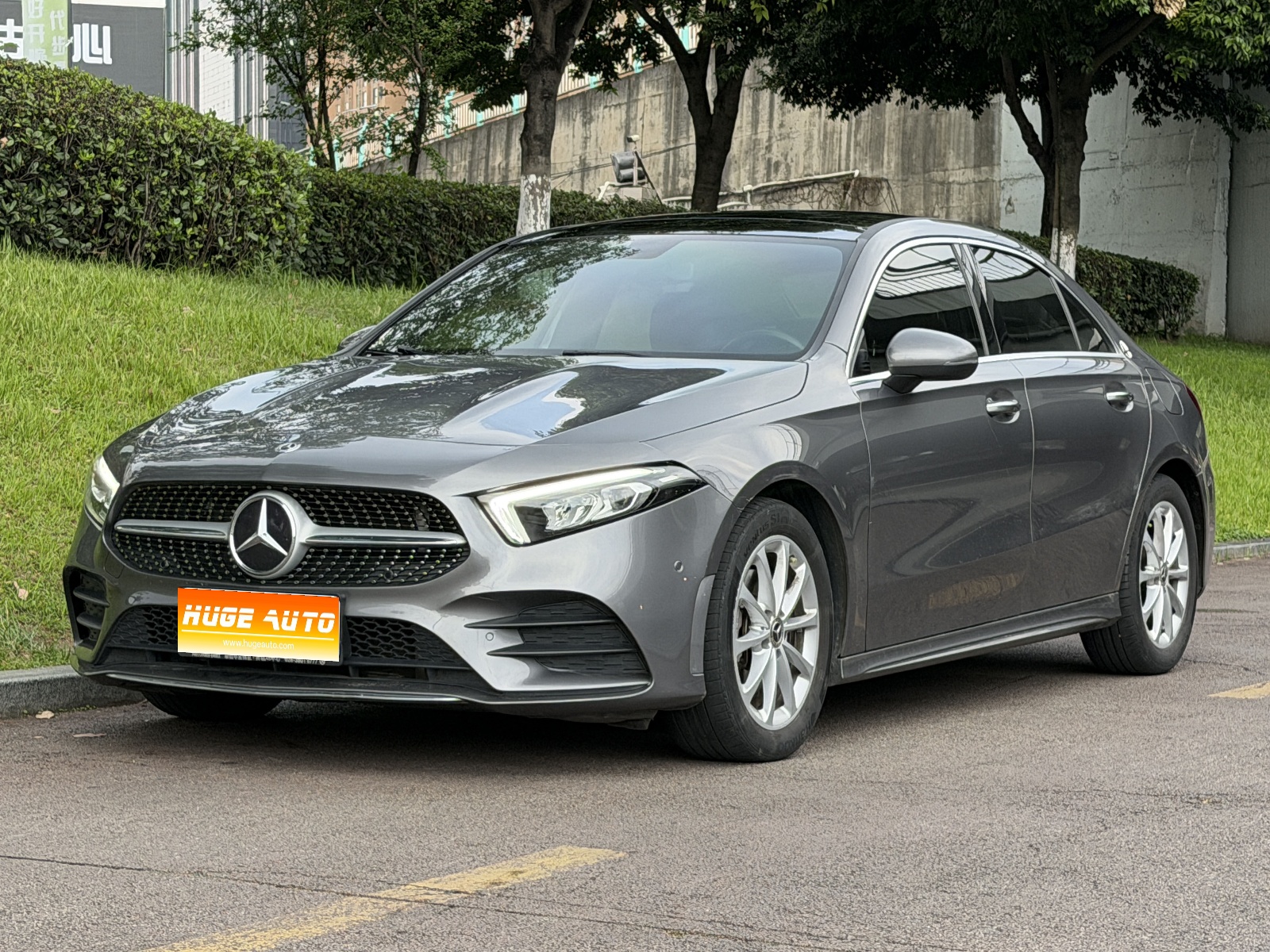 2019款 奔驰A级 A 200 L 运动轿车