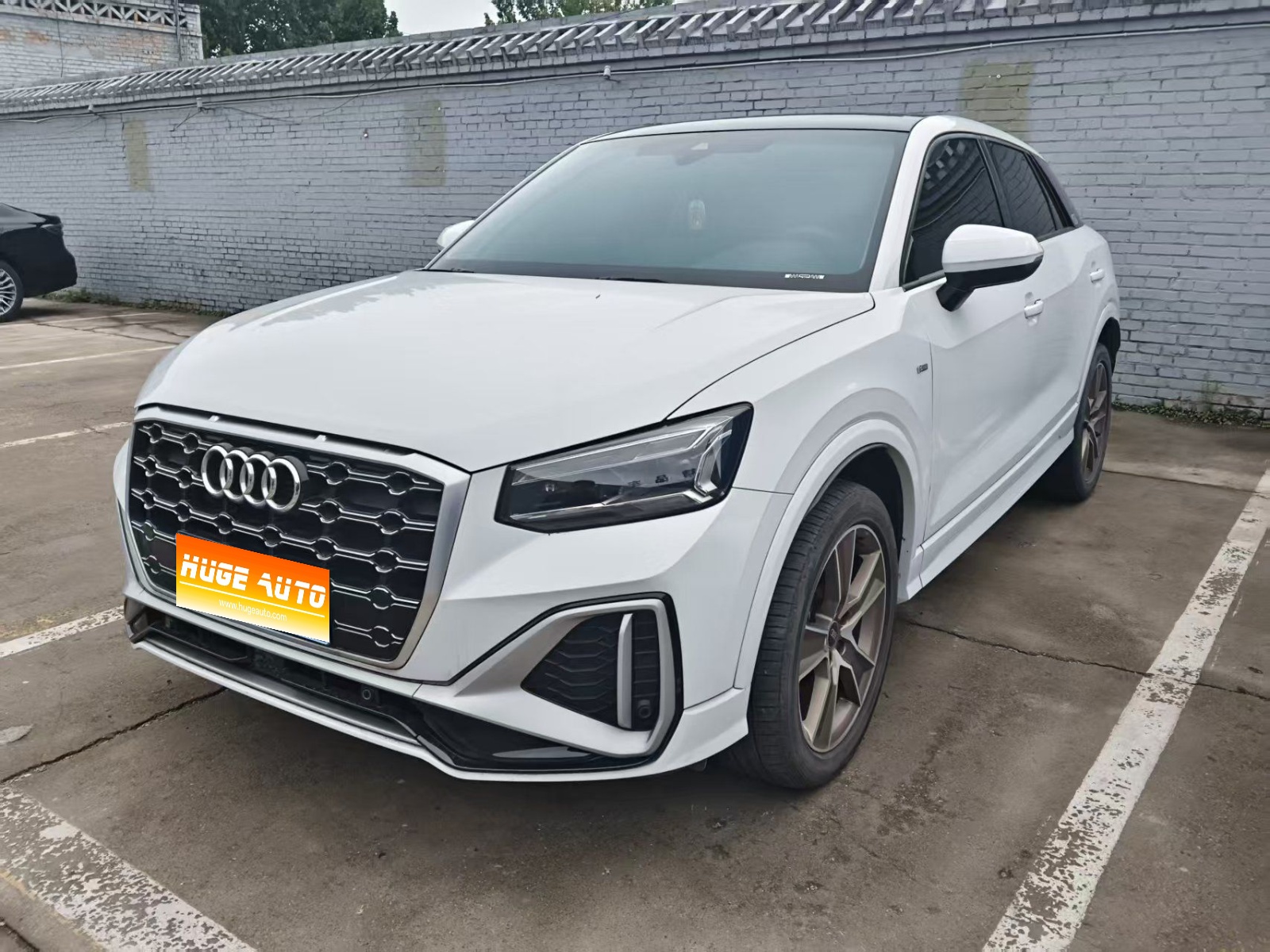 2022款 奥迪Q2L 35 TFSI 时尚动感型