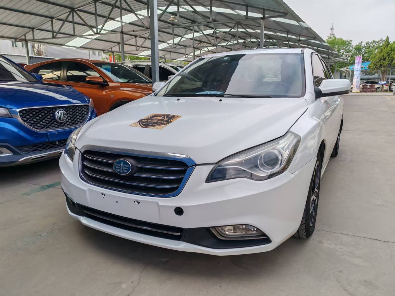 MY2013 Bestune B50 1.6L MT Luxury Version 
