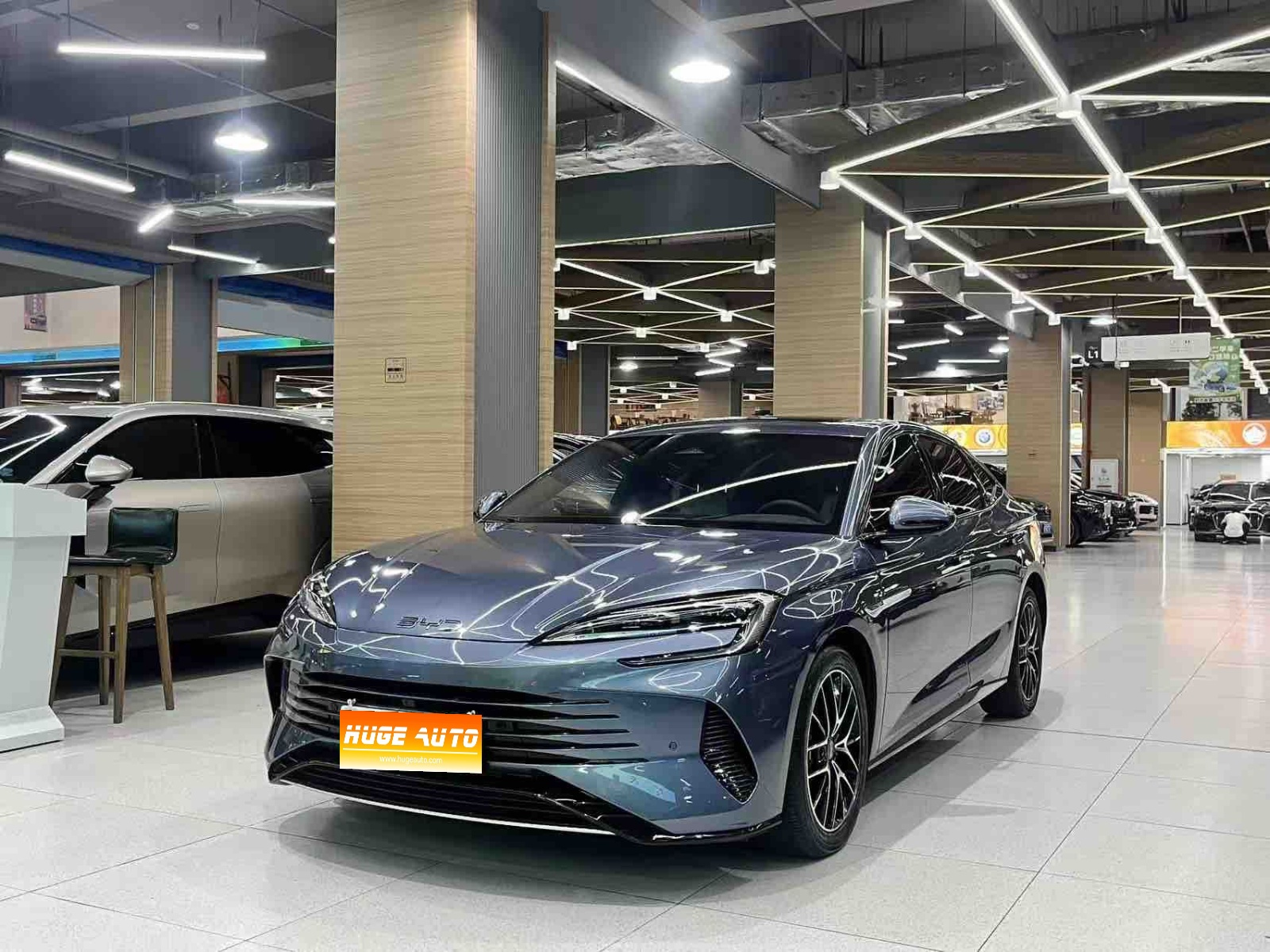 MY2023 Seal DM-i 1.5T 121km Flagship