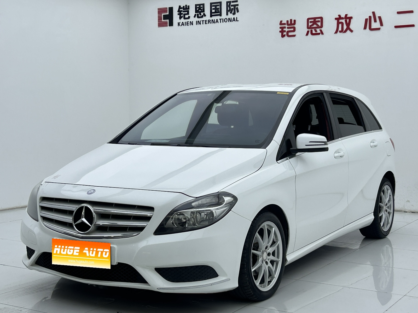MY2012  Mercedes Benz  B Class  B 180