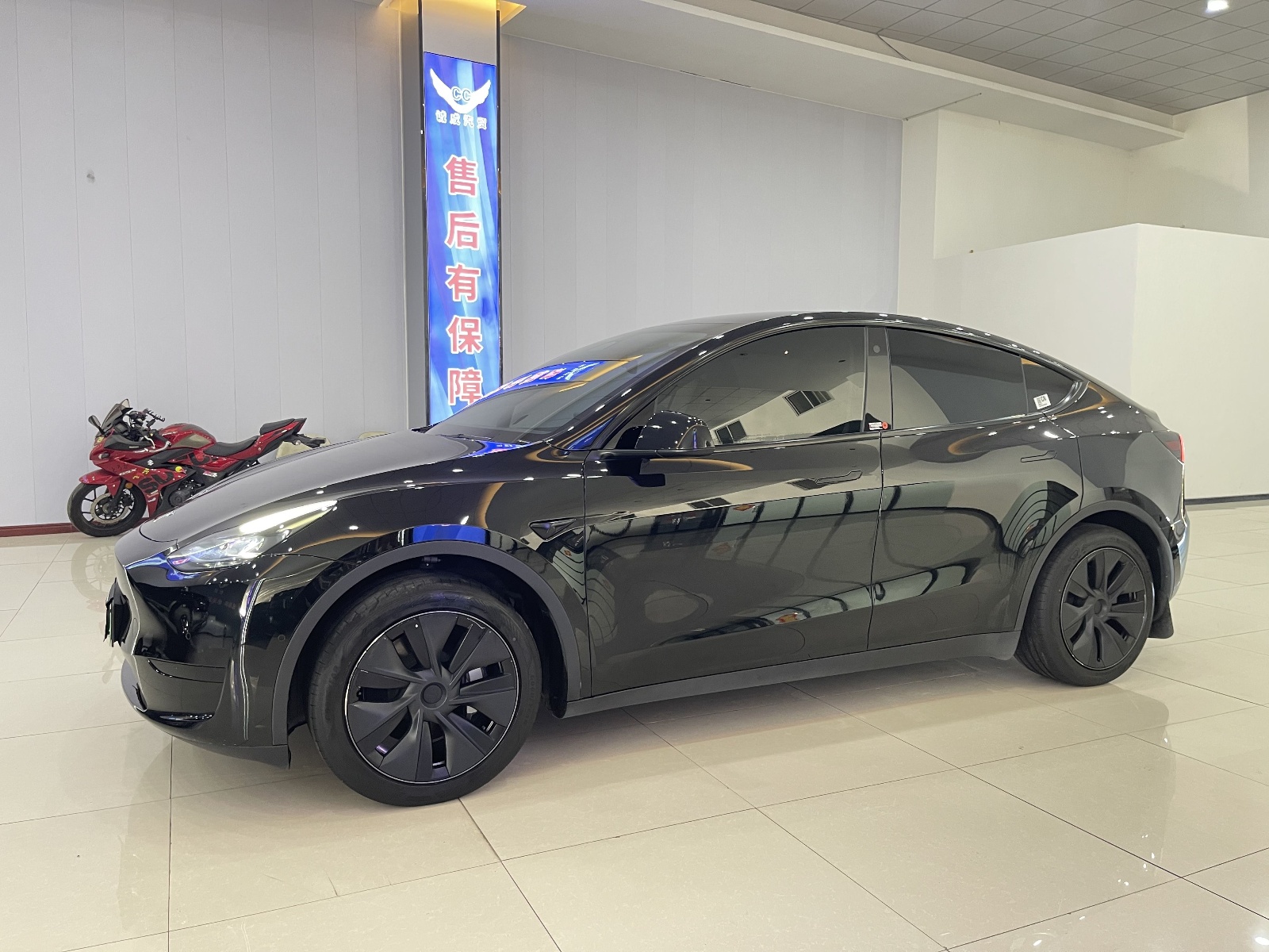 MY2023 Model Y RWD