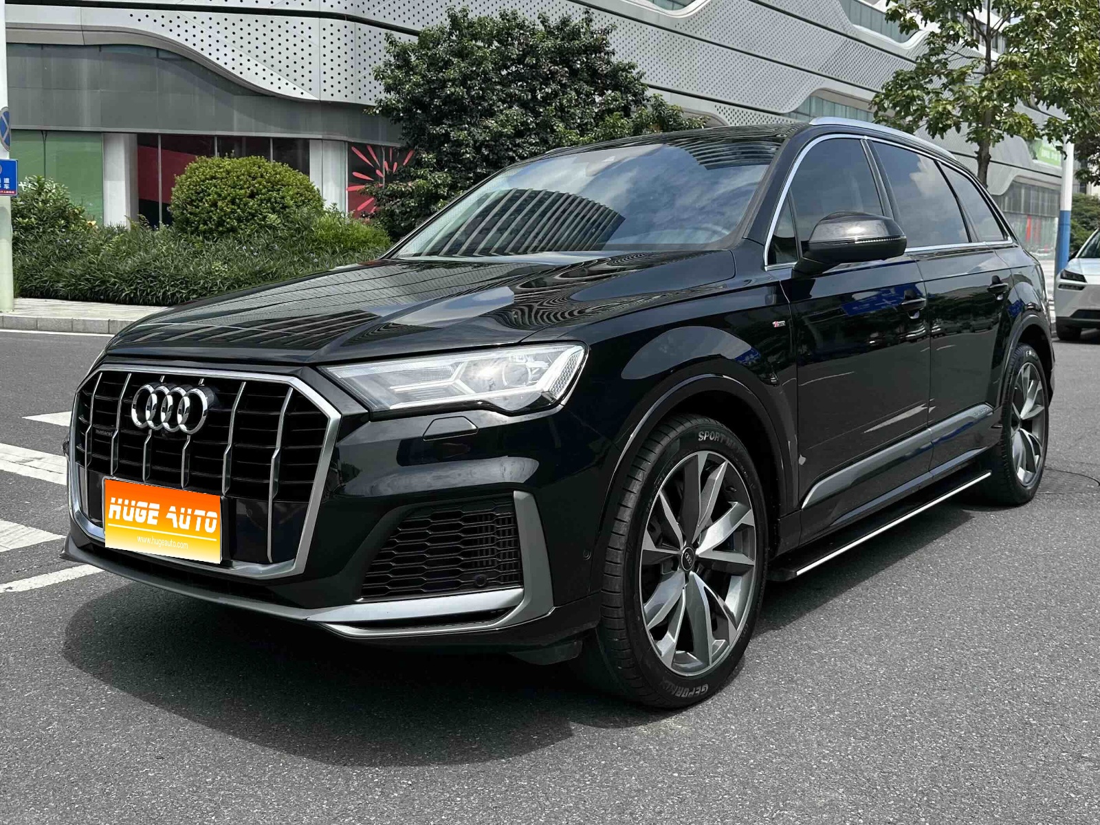 MY2022 Audi Q7 55 TFSI quattro S line Sport Version 
