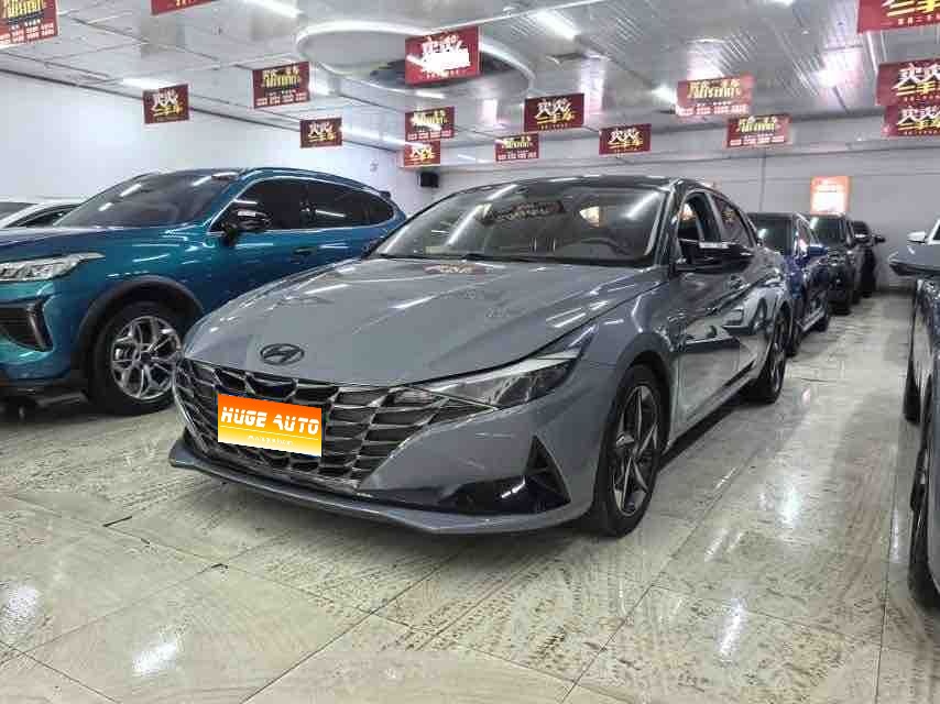 MY2022 Elantra (Gen3-4) 1.5L CVT LUX Luxury