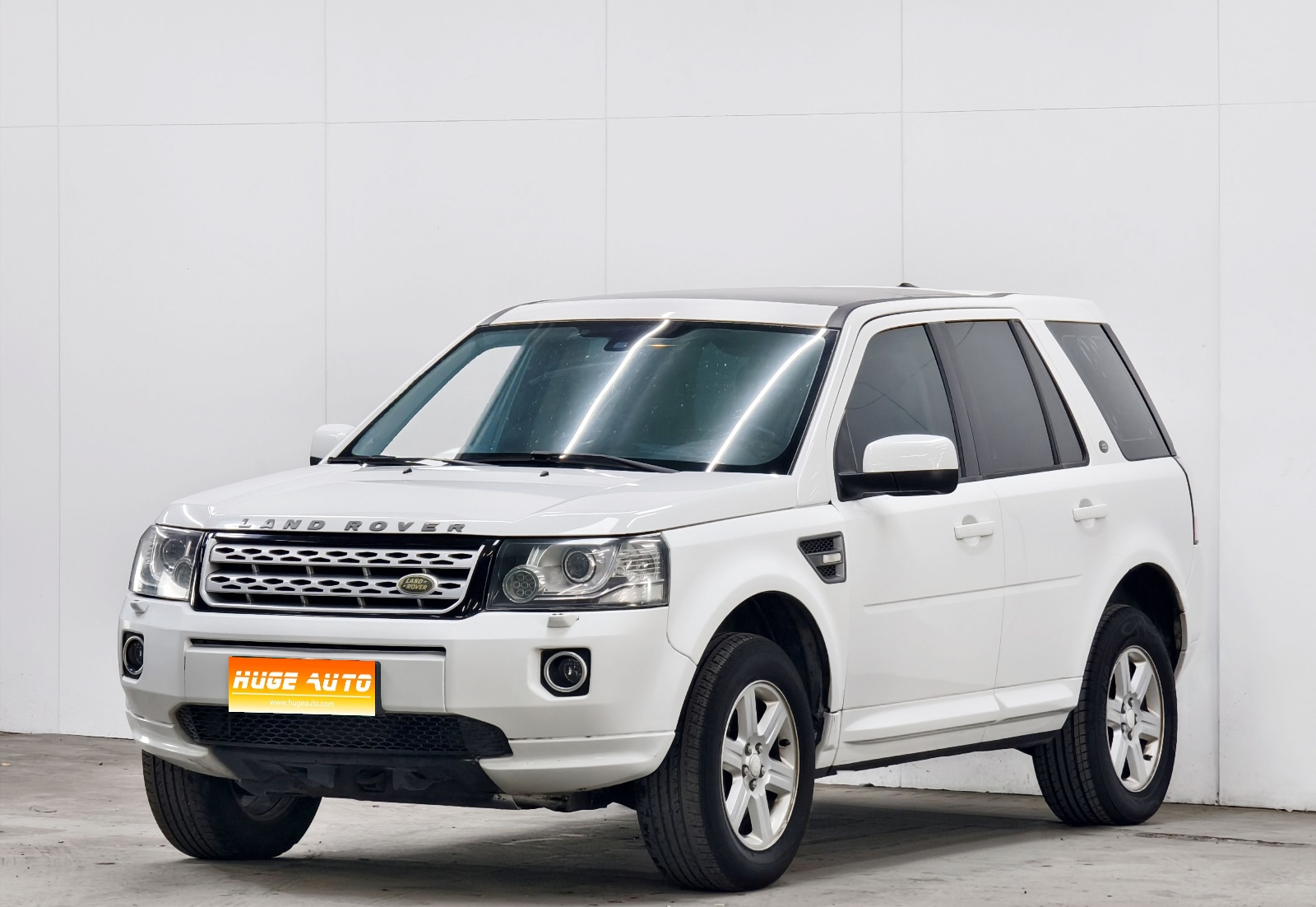 MY2014 Freelander2 2.0T Si4 S Petrol