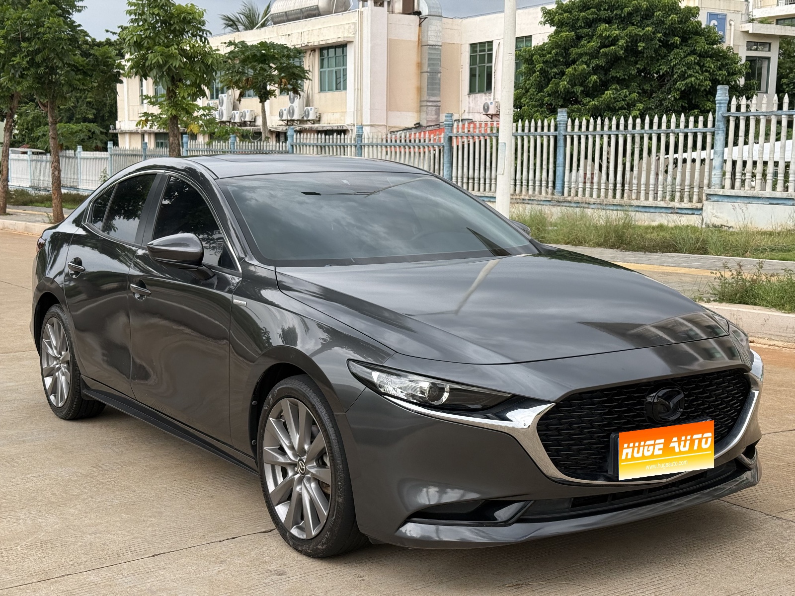MY2020 Mazda 3 Axela 2.0L AT Elegant Version