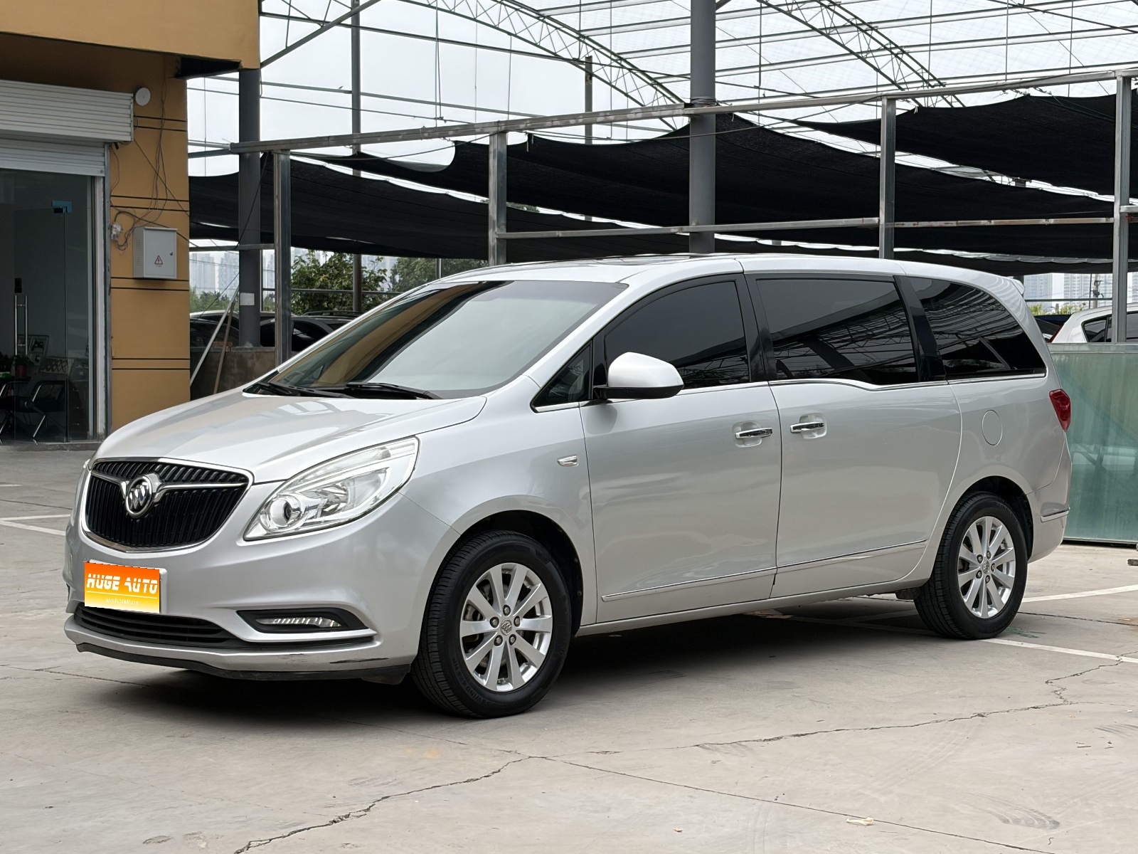 2017款 别克GL8 25S 豪华型 国V