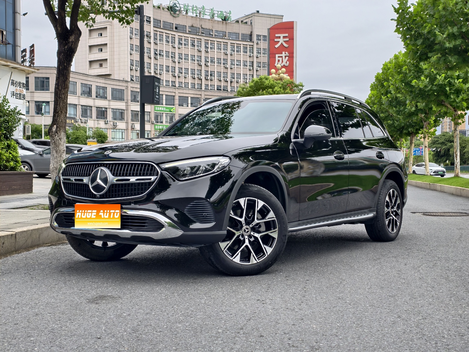2023款 奔驰GLC 改款 GLC 260 L 4MATIC 动感型 5座