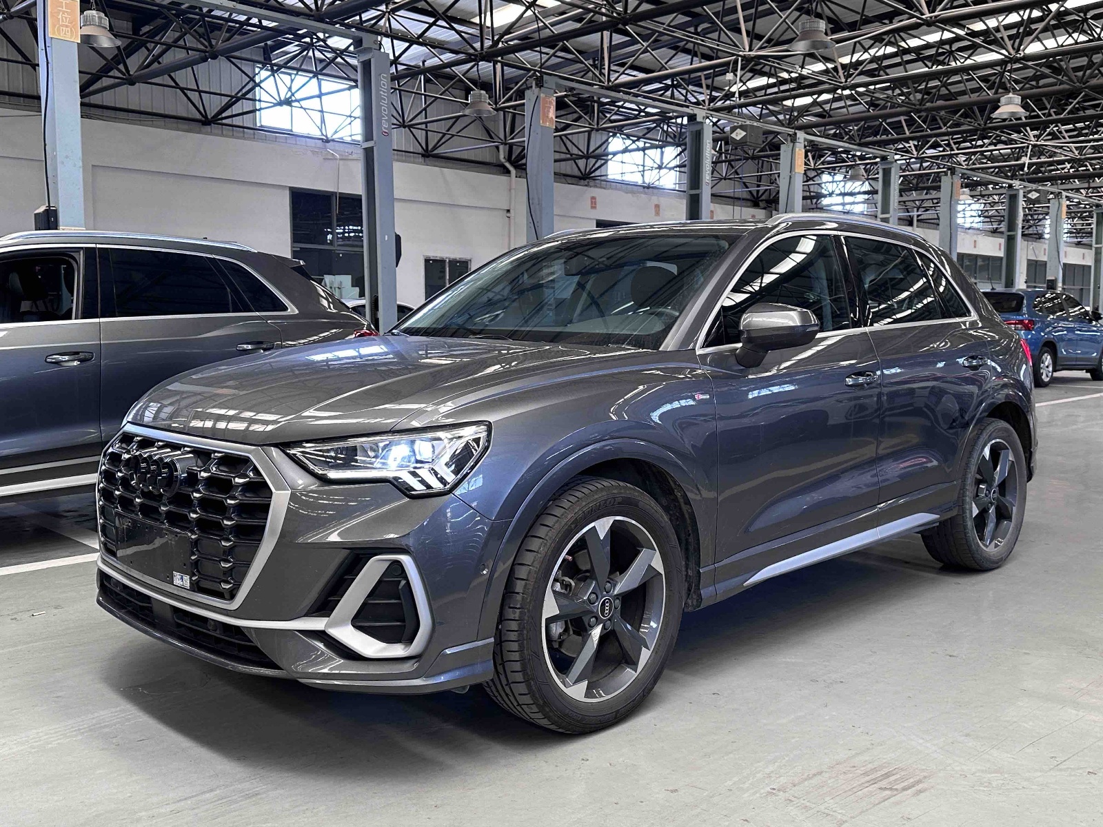 MY2022 Audi Q3 35 TFSI Fashion Dynamic Version