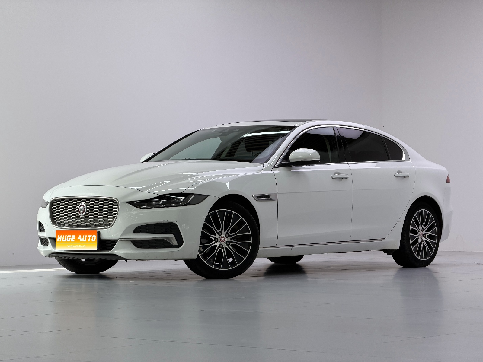 MY2020 Jaguar XEL 2.0T 200PS R-DYNAMIC SAdvanced Sport Version