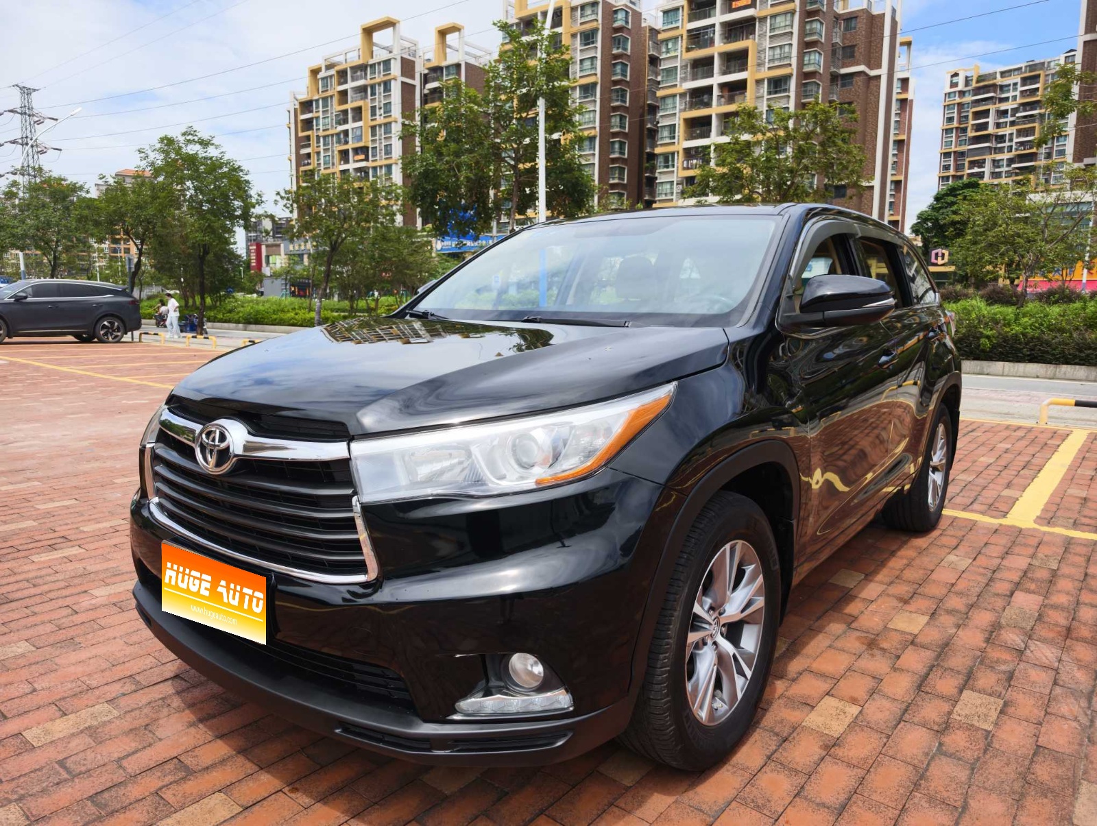 2015款 汉兰达 2.0T 两驱精英版 5座