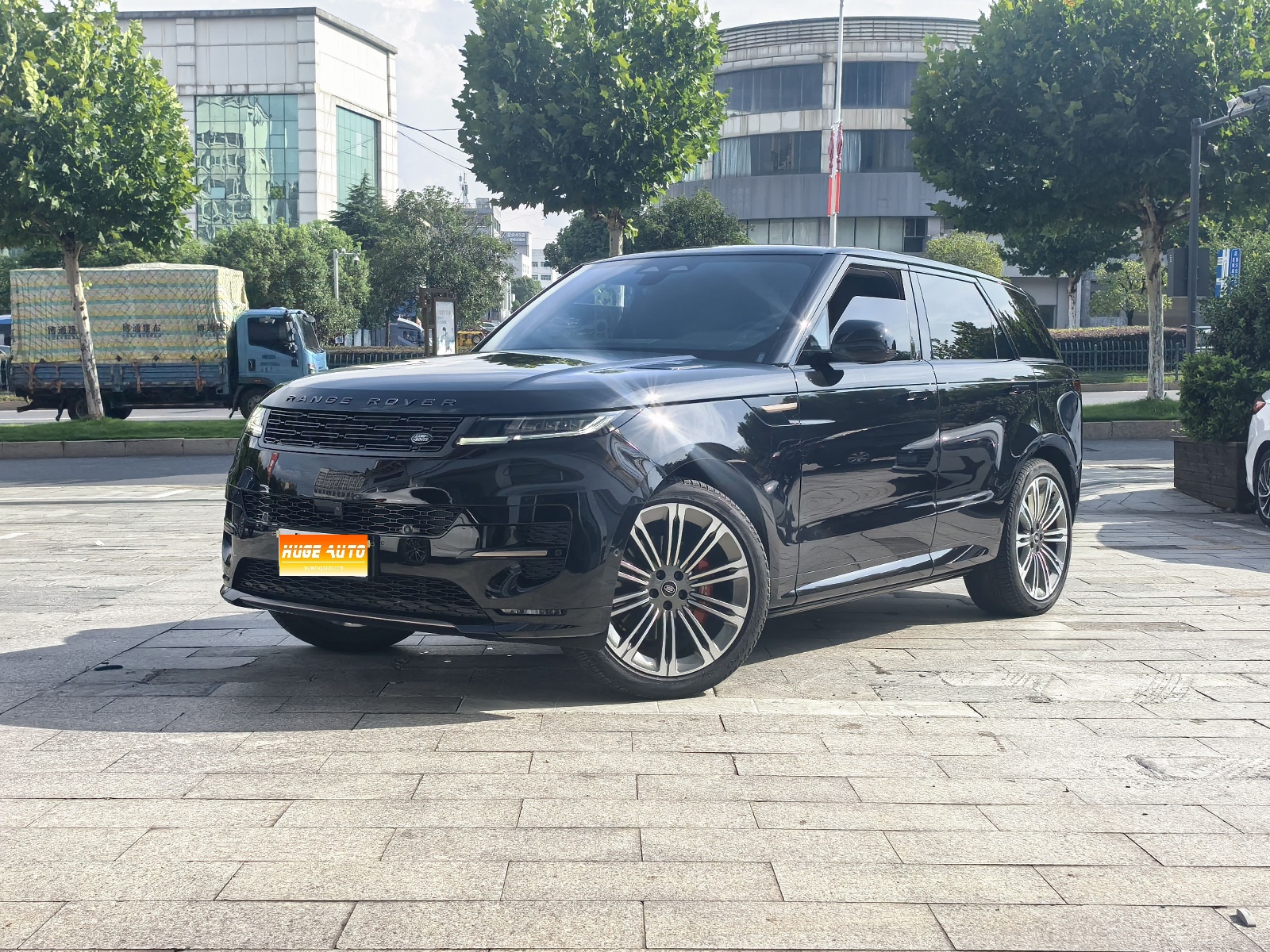 MY2025 Range Rover Sport 400PS Dynamic SE