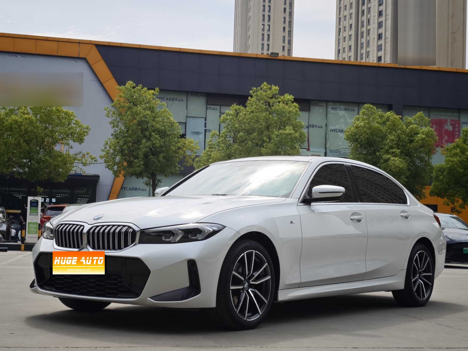MY2023 BMW 3 Series 320Li M Sport kit