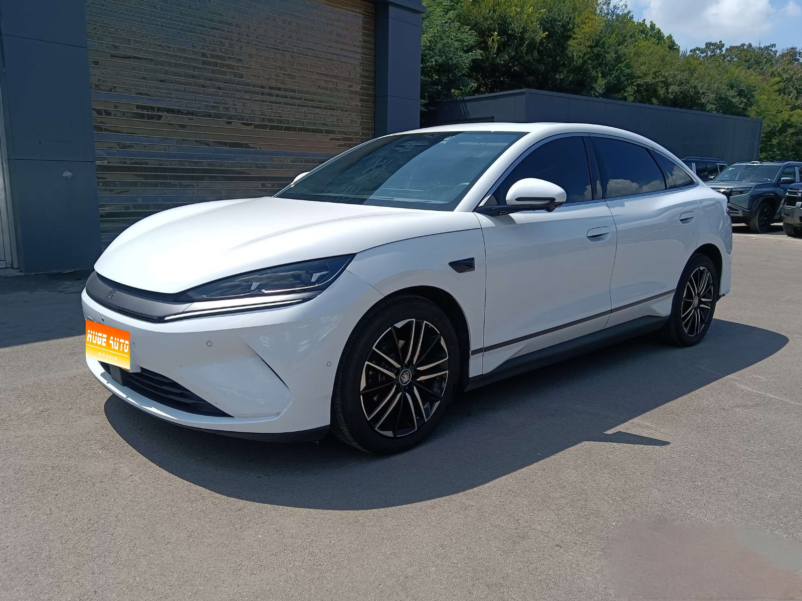 MY2025 Qin L EV 545KM Yunian