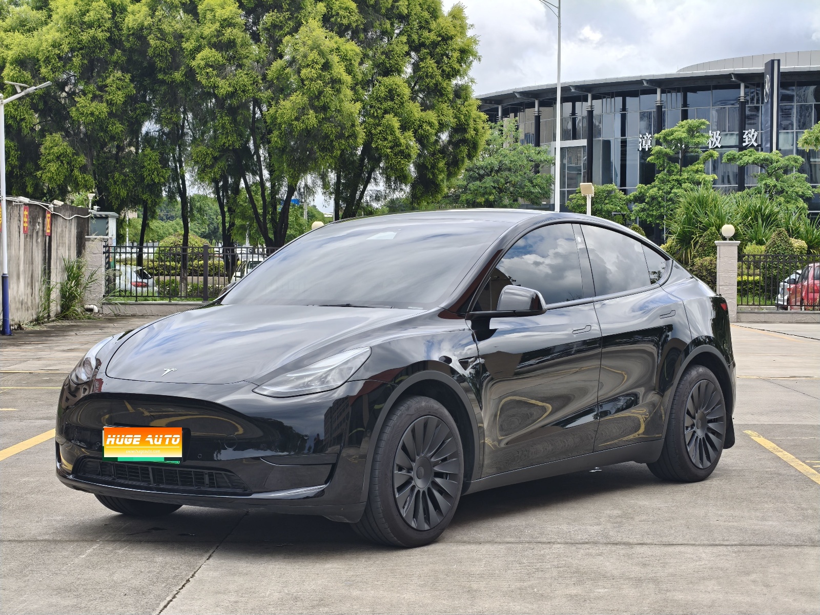 MY2023 Model Y RWD