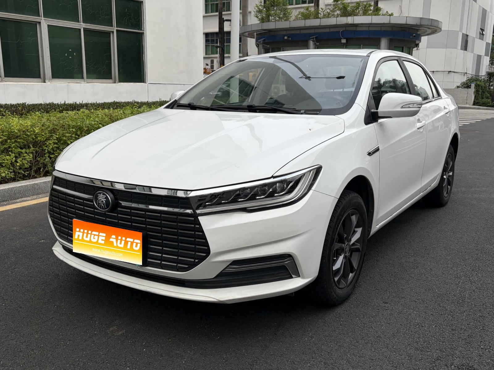 MY2021 Qin NEV Taxi