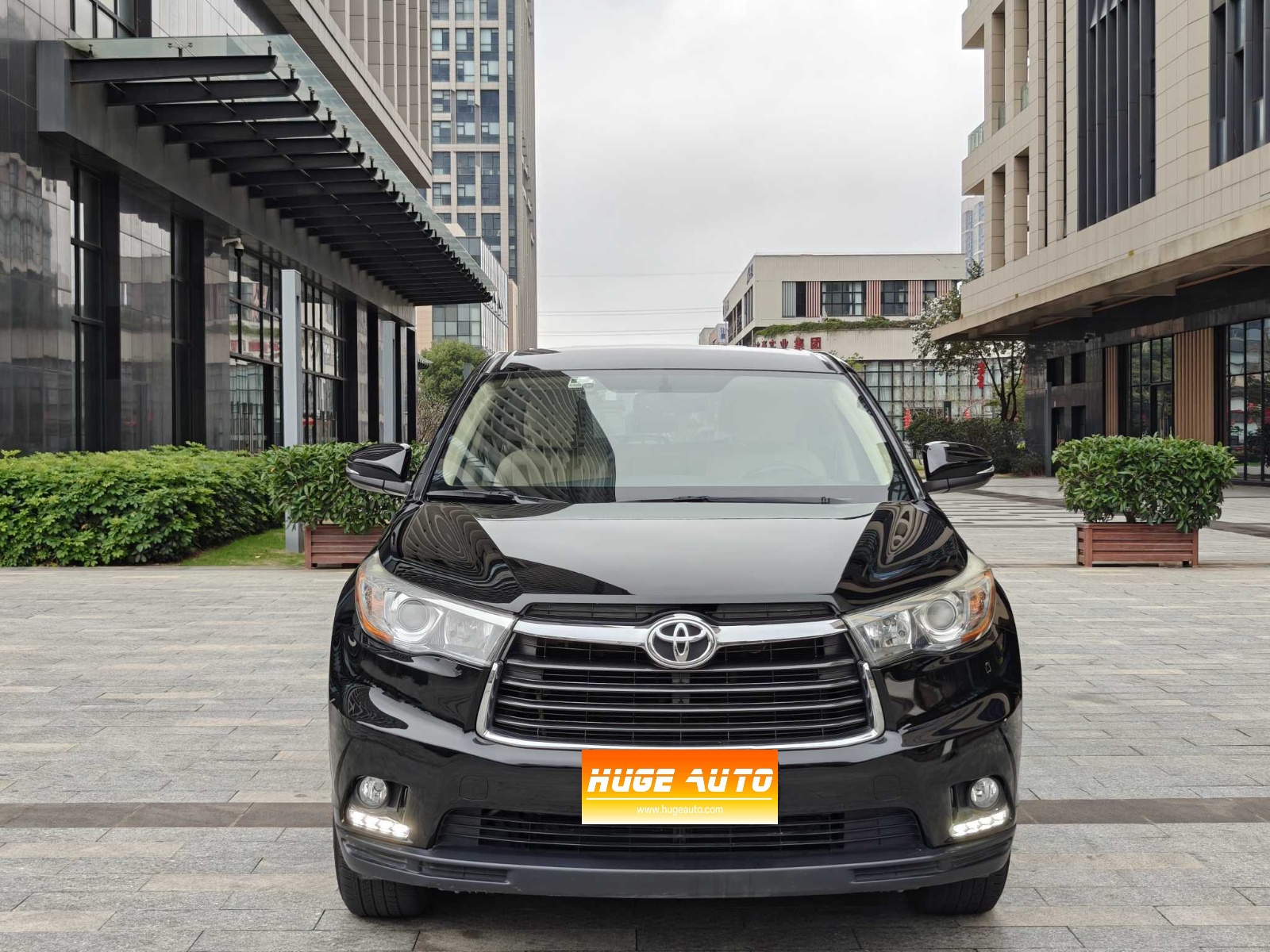 2017款 汉兰达 2.0T 两驱精英版 7座