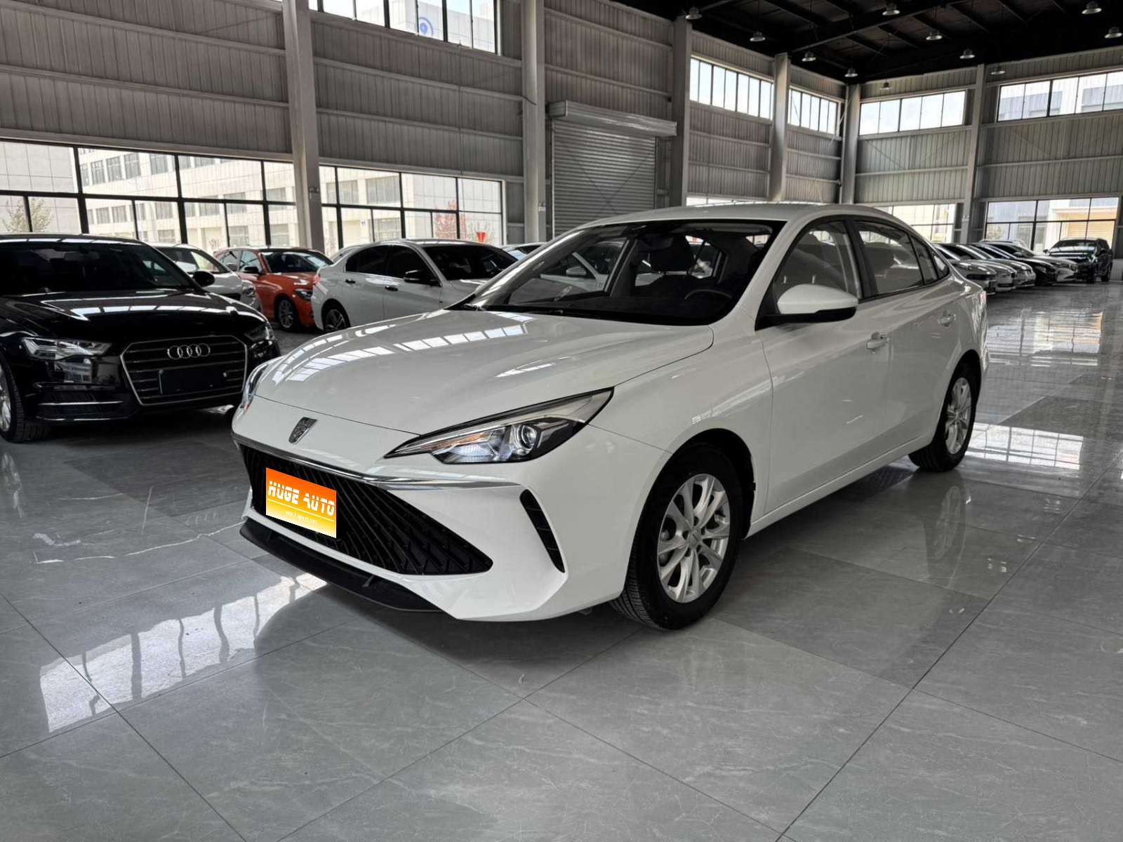 MY2023 ROEWE i5 1.5L MT Enjoy Version