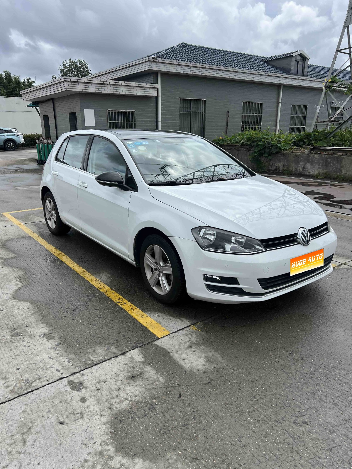 MY2016 Golf 1.6L AT Comfort Version 