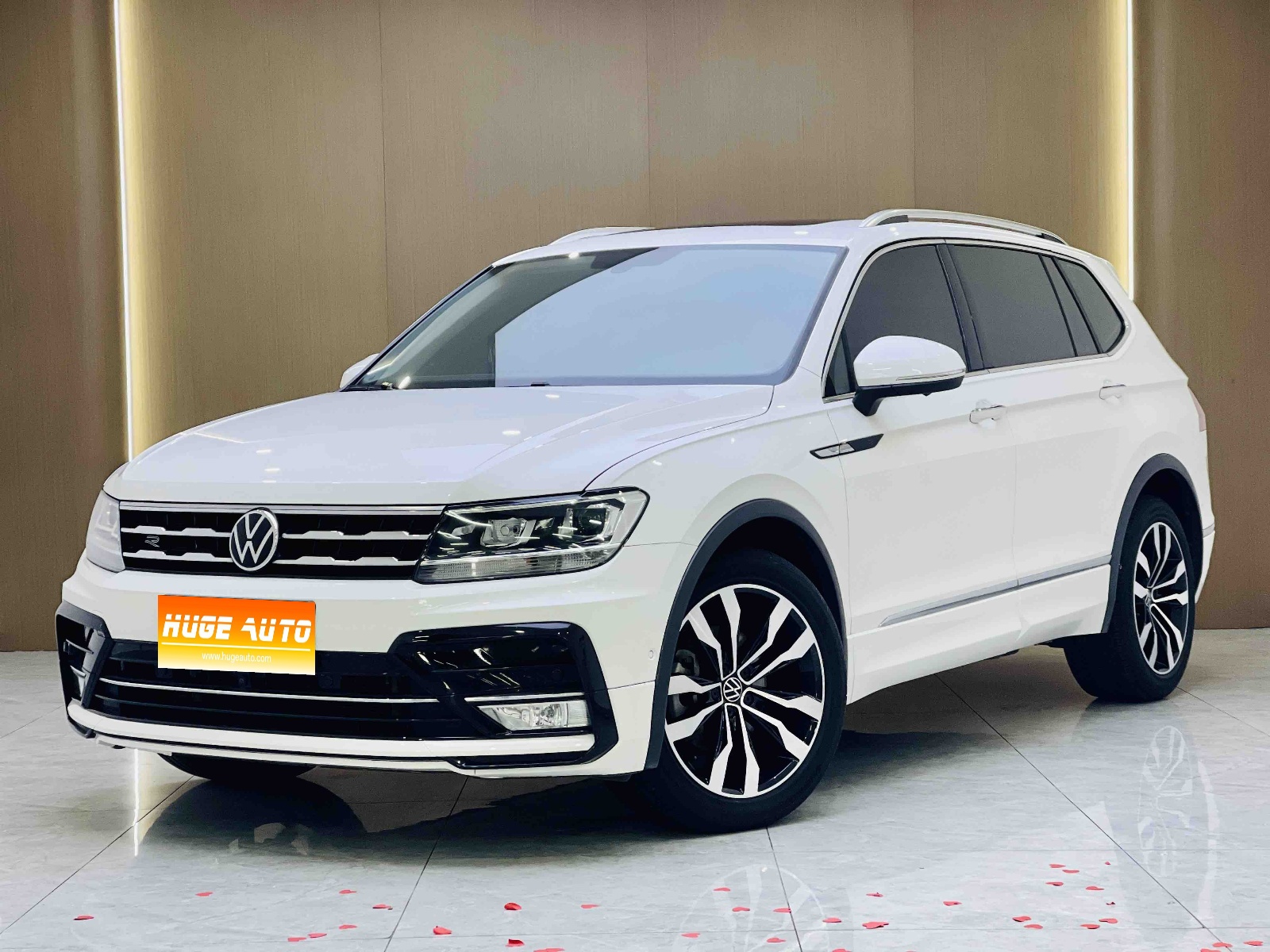MY2021 Tiguan L 330TSI AT 2WD R-Line Enjoy Version