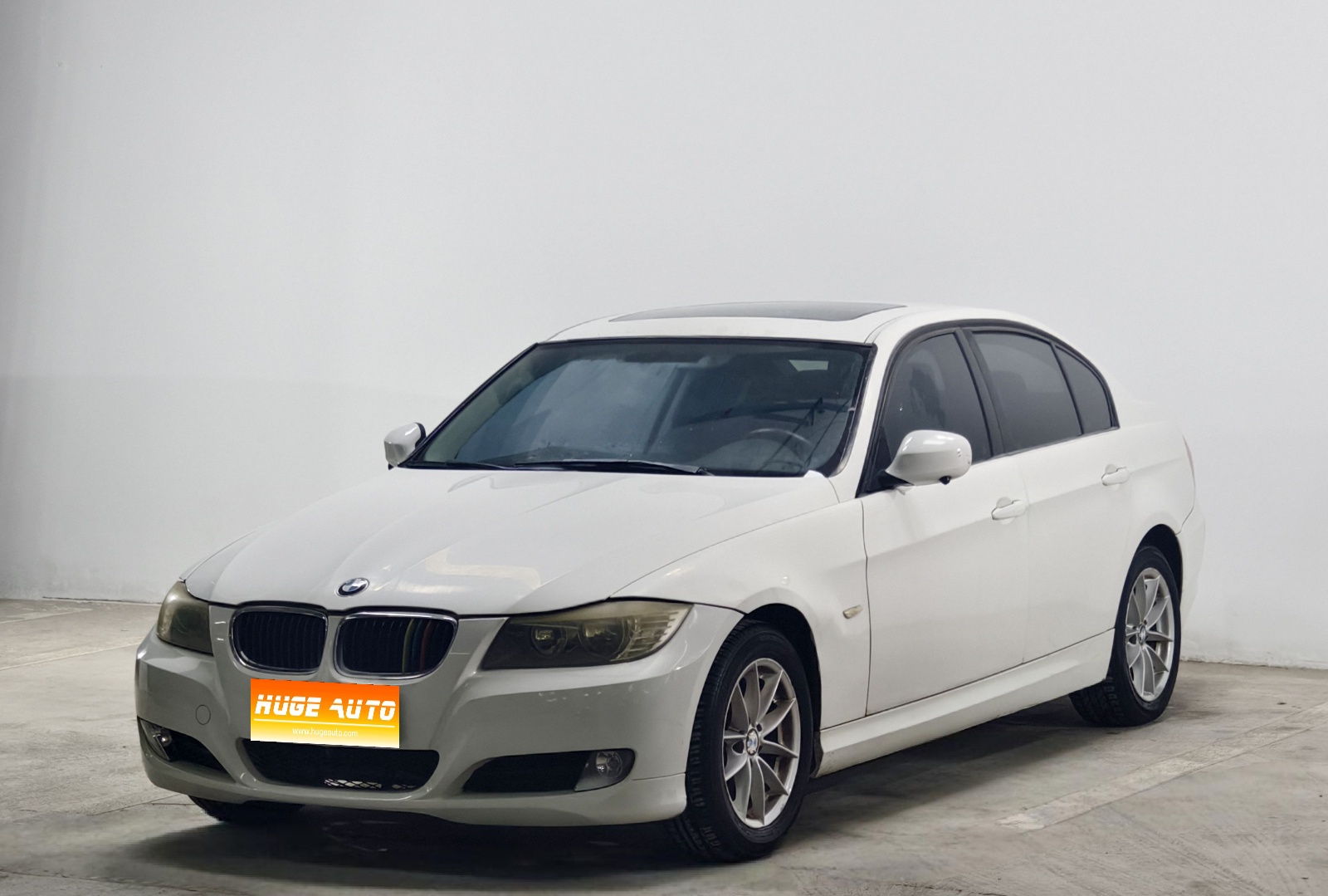 MY2011 BMW 2 Series 318i Lead