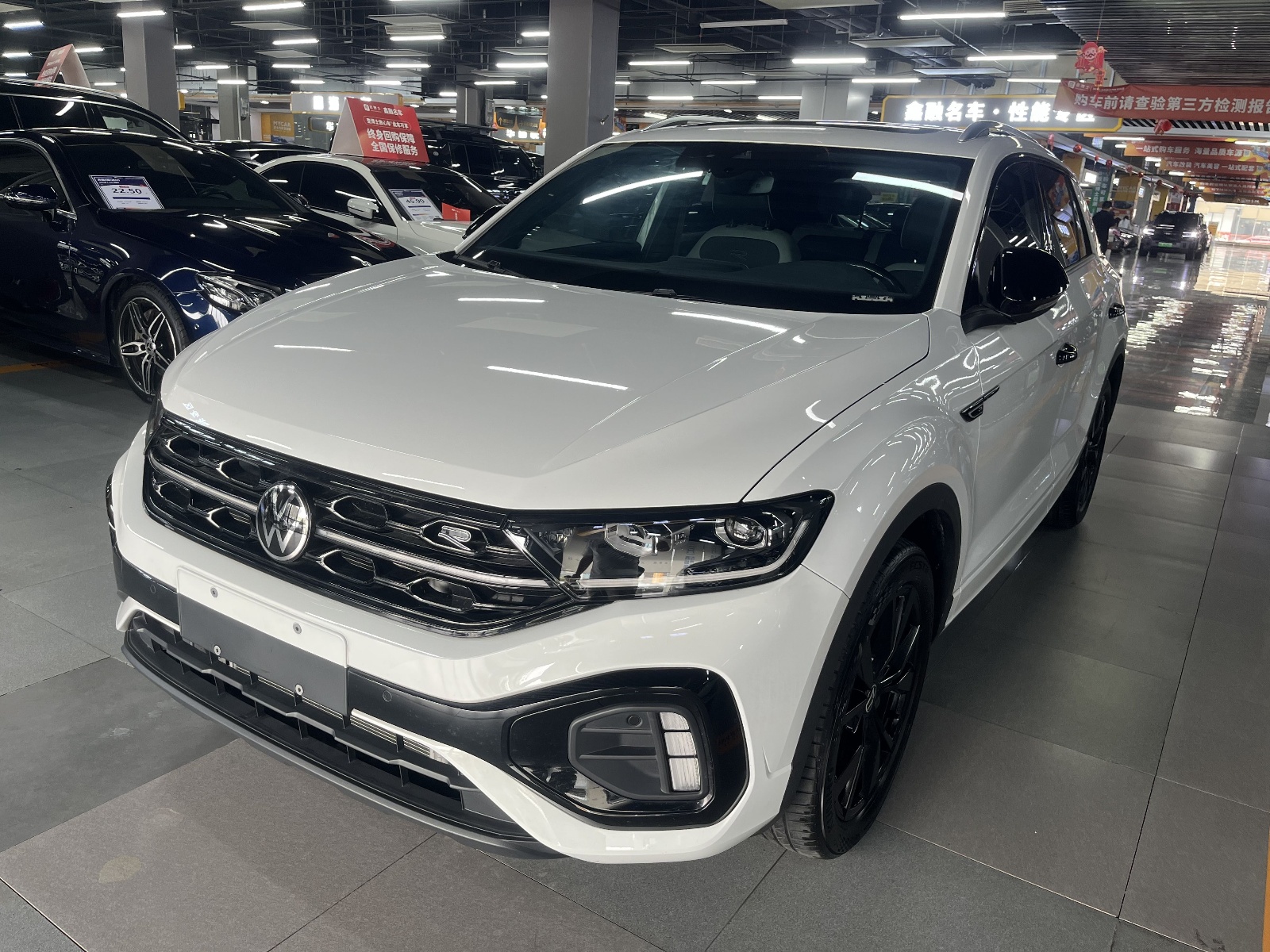 MY2025 T-ROC 300TSI DSG 2WD Sunshine