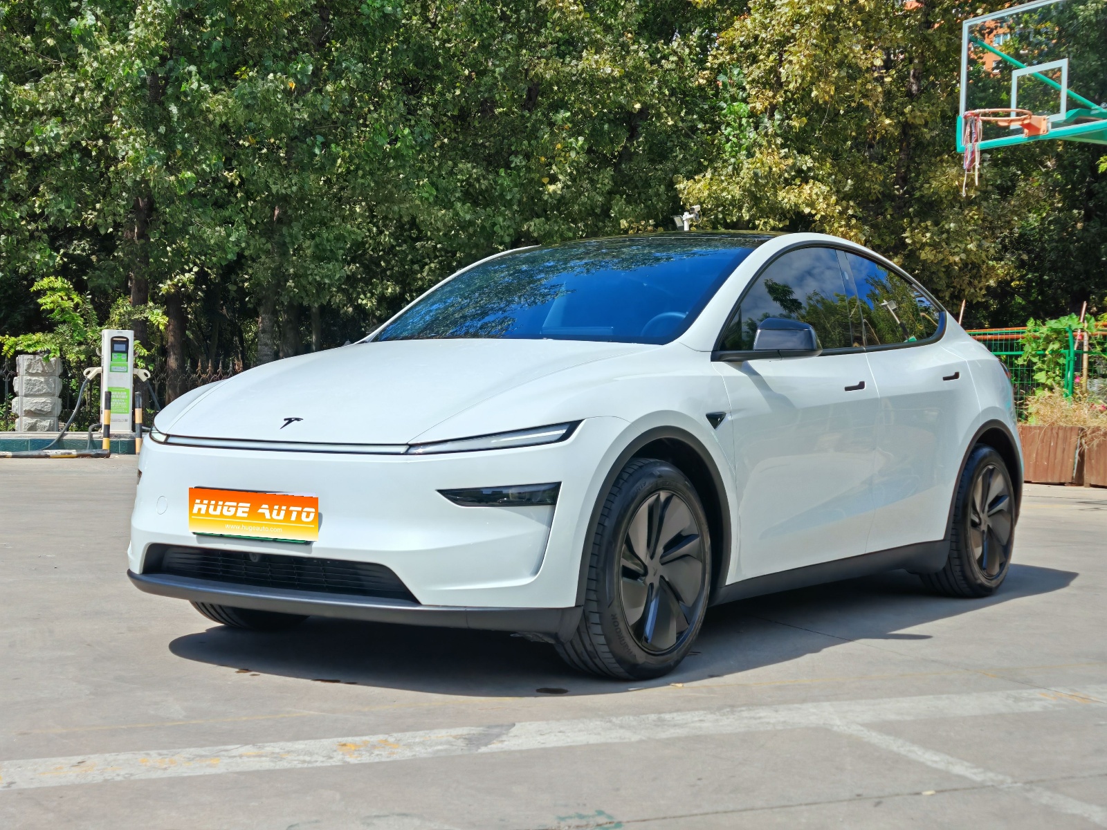 MY2025 Model Y Long range AWD