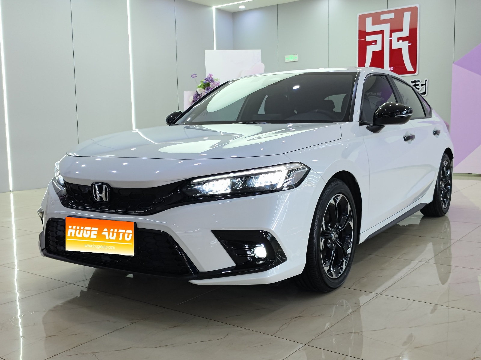 2023款 思域 HATCHBACK 240TURBO CVT极锐版