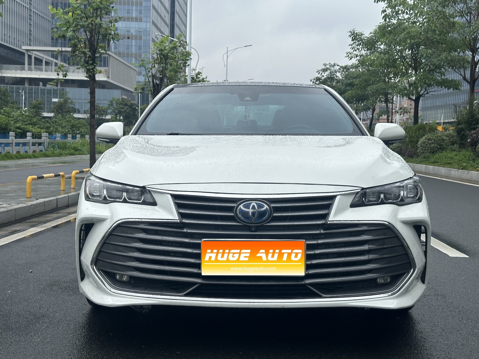MY2019 AVALON Hybrid 2.5L XLE Noble Version National VI