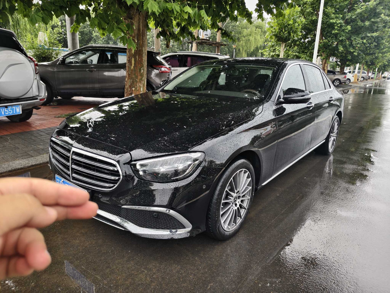 2021款 奔驰E级 改款 E 260 L 4MATIC