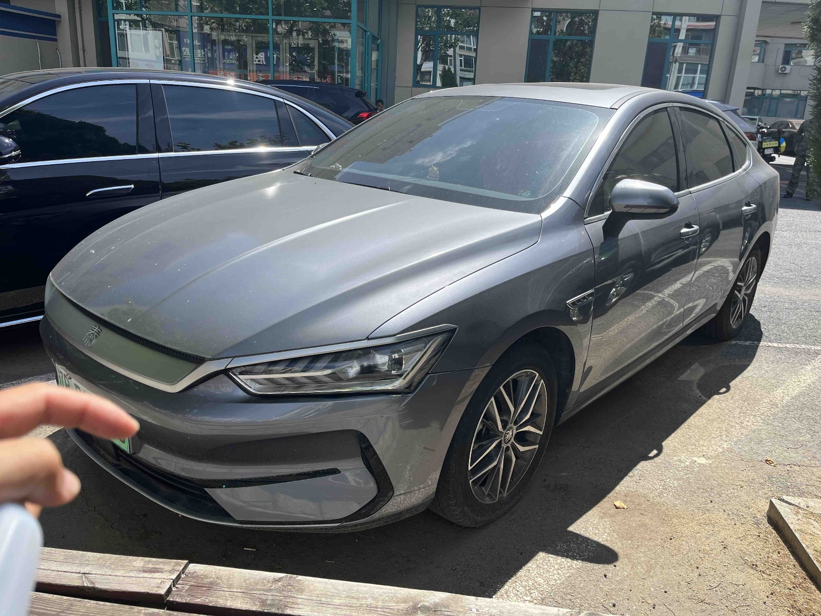 MY2021 Qin PLUS EV 400KM Luxury