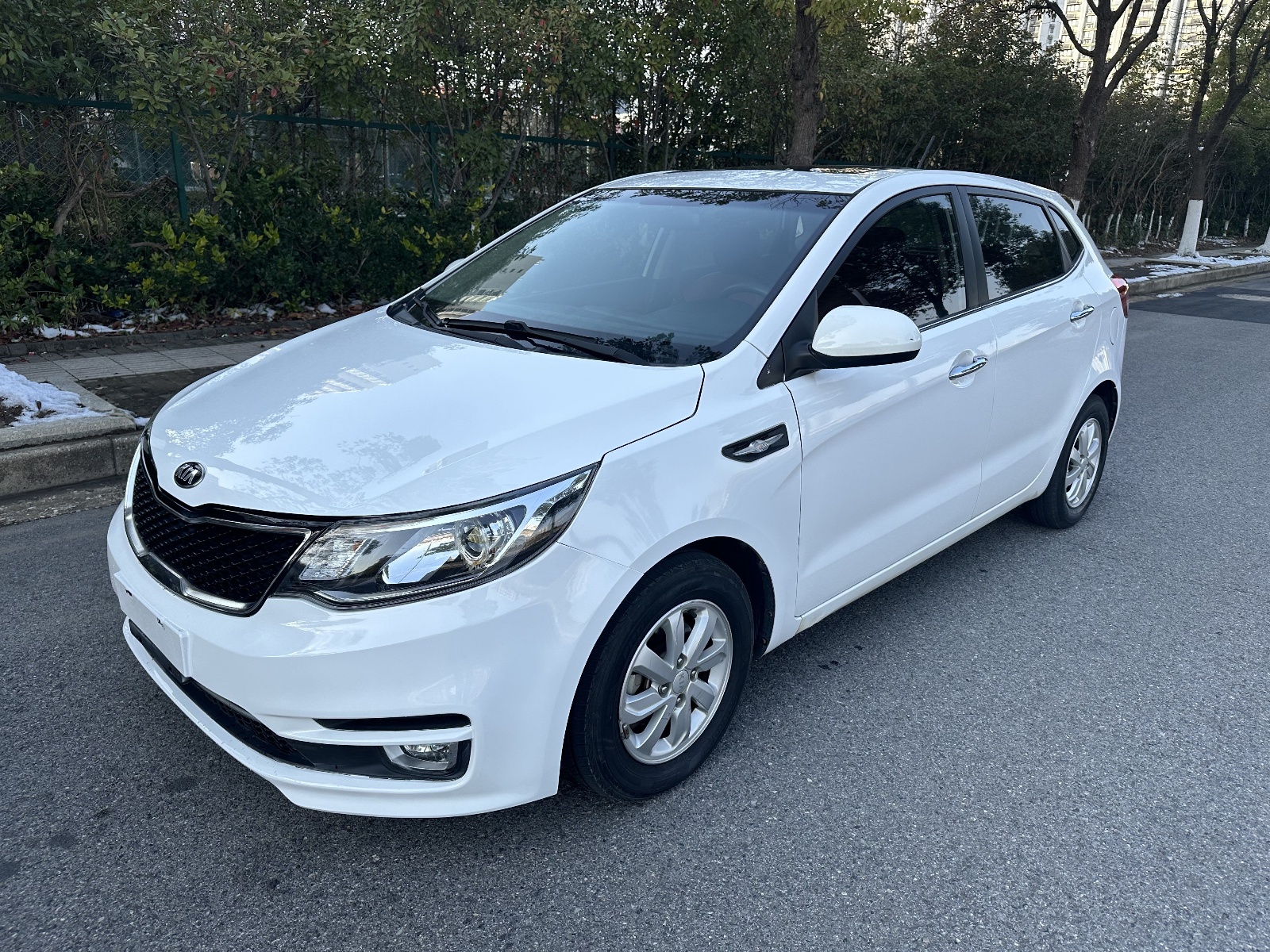 MY2015 KIA K2 Hatchback 1.4L AT GLS Cool Version 
