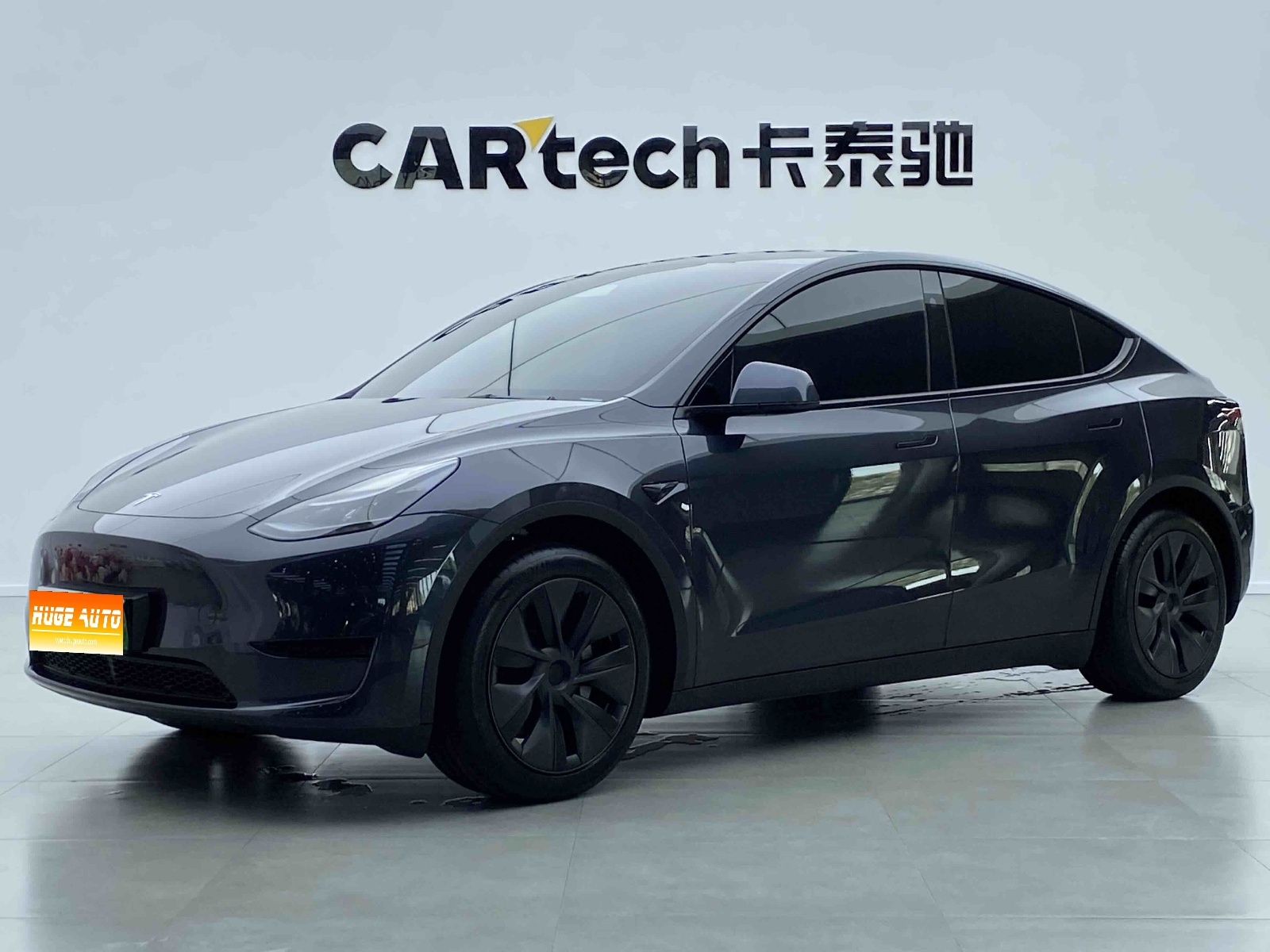 2024款 Model Y 后轮驱动版