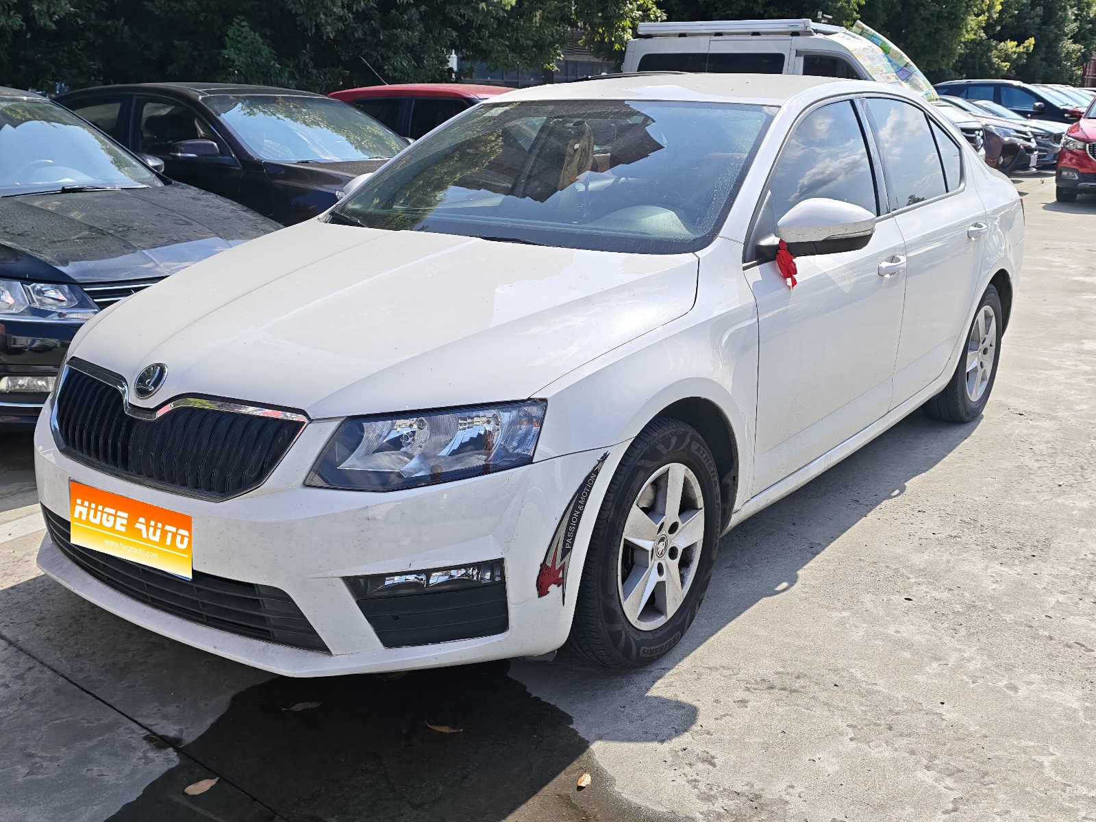 MY2017 Octavia Classic 1.6L MT Comfort Version 