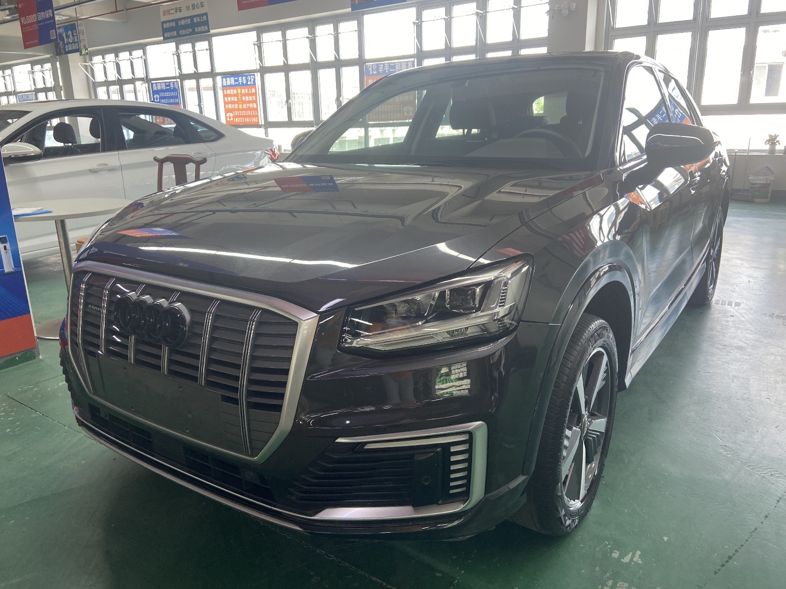MY2019 Audi Q2L e-tron BEV Enjoy Version