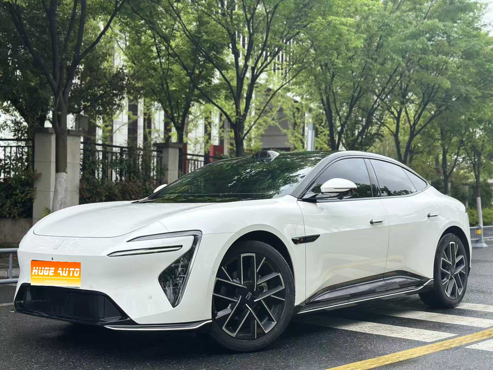 MY2025 AVATR 06 Max BEV