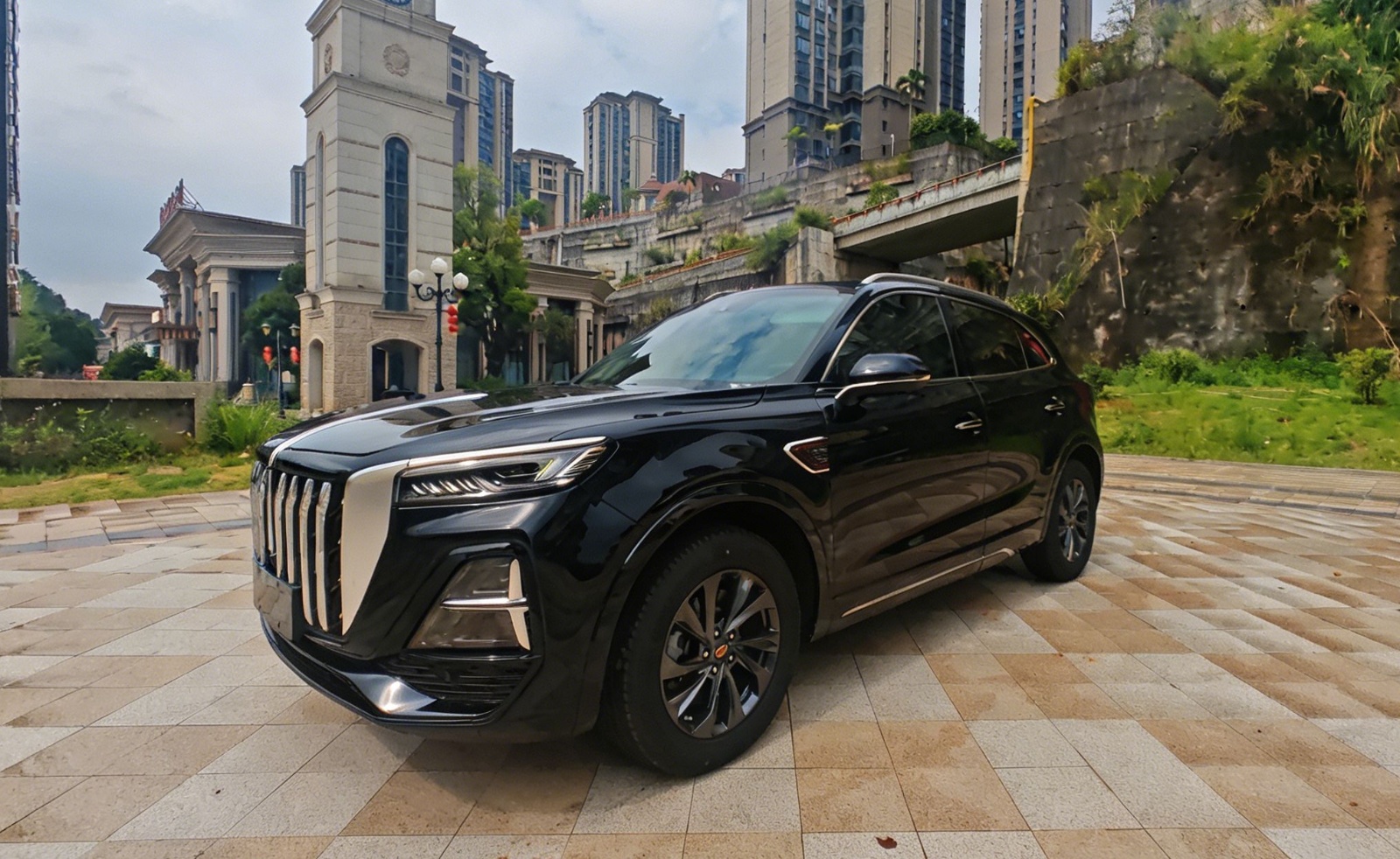 MY2023 Hong Qi HS5 2.0T Enjoy Pro